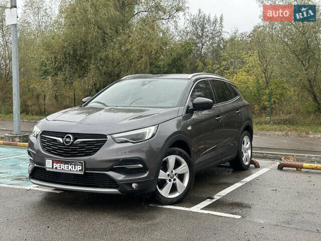 Серый Опель Grandland X, объемом двигателя 1.5 л и пробегом 95 тыс. км за 21499 $, фото 2 на Automoto.ua