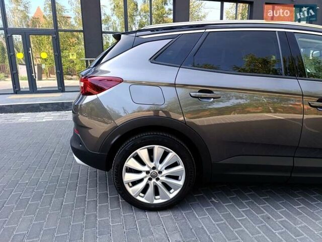 Сірий Опель Grandland X, об'ємом двигуна 2 л та пробігом 151 тис. км за 22800 $, фото 12 на Automoto.ua