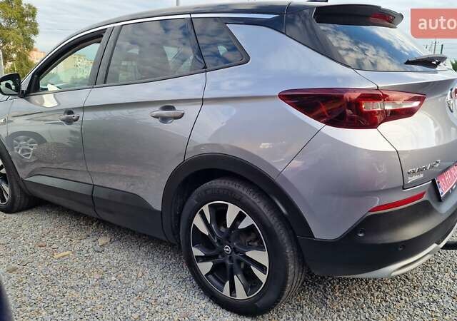 Сірий Опель Grandland X, об'ємом двигуна 1.5 л та пробігом 212 тис. км за 21900 $, фото 8 на Automoto.ua