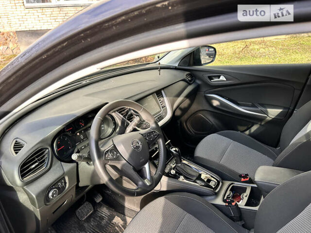 Сірий Опель Grandland X, об'ємом двигуна 1.5 л та пробігом 68 тис. км за 16900 $, фото 1 на Automoto.ua