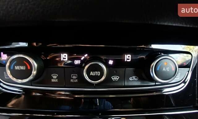 Сірий Опель Grandland X, об'ємом двигуна 2 л та пробігом 151 тис. км за 22800 $, фото 44 на Automoto.ua