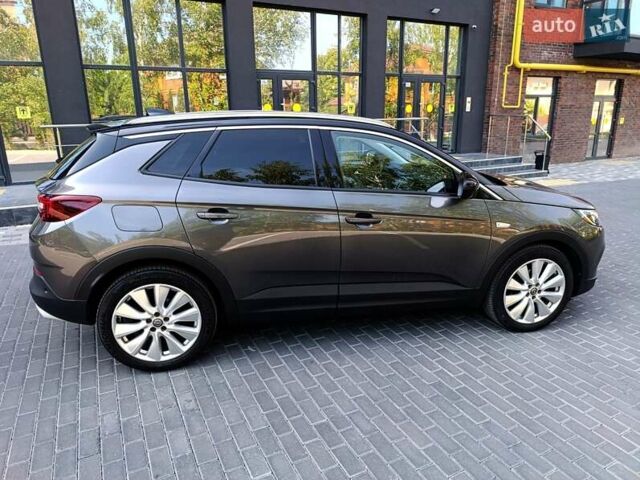Сірий Опель Grandland X, об'ємом двигуна 2 л та пробігом 151 тис. км за 22800 $, фото 11 на Automoto.ua
