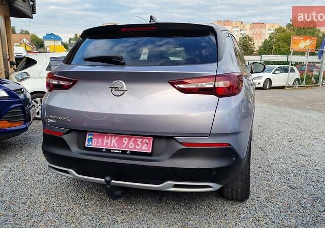 Сірий Опель Grandland X, об'ємом двигуна 1.5 л та пробігом 212 тис. км за 21900 $, фото 9 на Automoto.ua