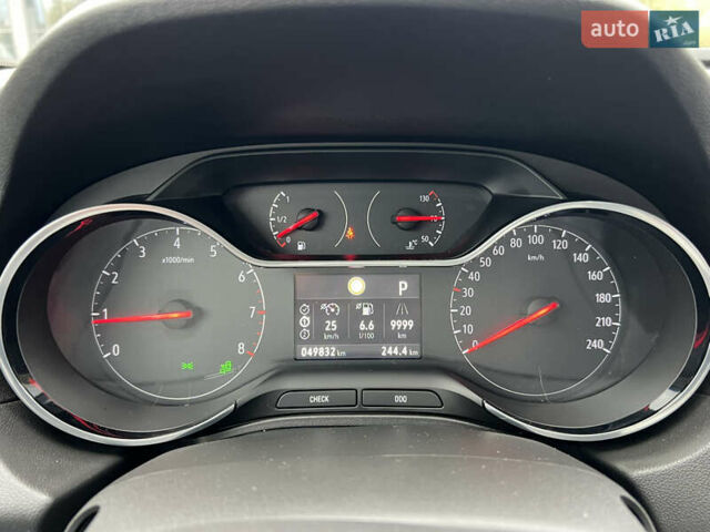 Сірий Опель Grandland X, об'ємом двигуна 1.5 л та пробігом 49 тис. км за 19999 $, фото 16 на Automoto.ua