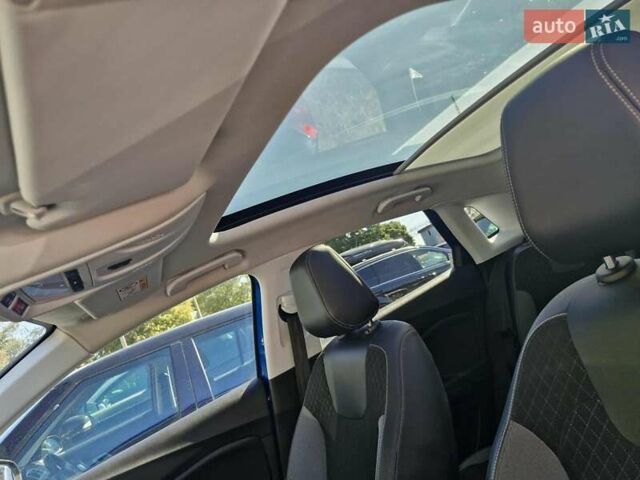 Синій Опель Grandland X, об'ємом двигуна 1.6 л та пробігом 210 тис. км за 16900 $, фото 5 на Automoto.ua