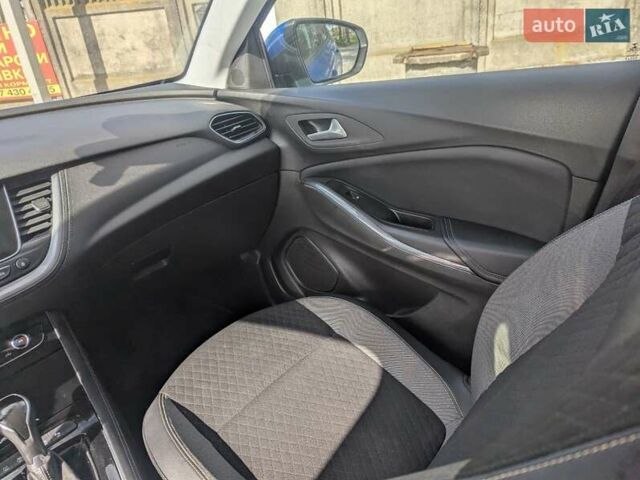 Синий Опель Grandland X, объемом двигателя 1.5 л и пробегом 131 тыс. км за 18300 $, фото 13 на Automoto.ua