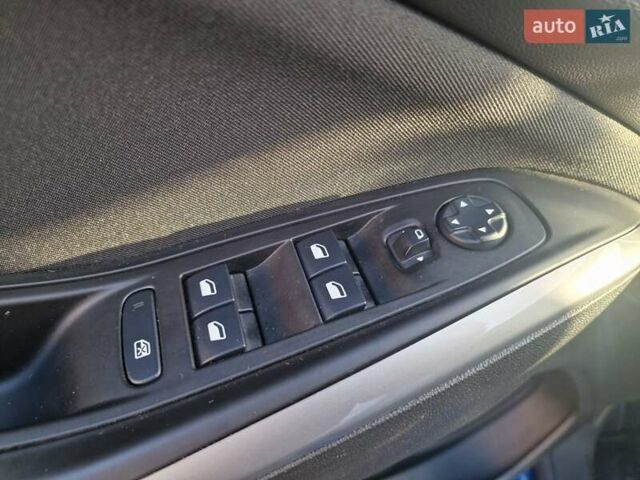 Синий Опель Grandland X, объемом двигателя 1.5 л и пробегом 45 тыс. км за 19900 $, фото 8 на Automoto.ua