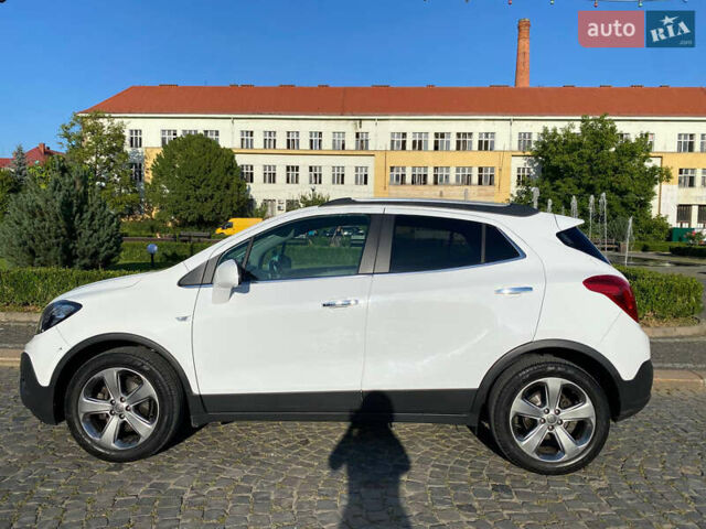 Белый Опель Mokka, объемом двигателя 1.36 л и пробегом 152 тыс. км за 11158 $, фото 5 на Automoto.ua