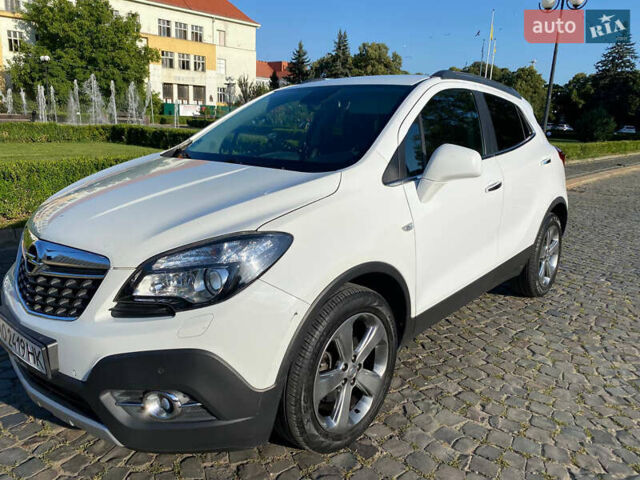 Белый Опель Mokka, объемом двигателя 1.36 л и пробегом 152 тыс. км за 11158 $, фото 1 на Automoto.ua