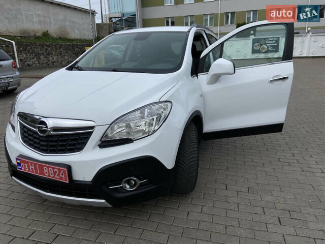 Белый Опель Mokka, объемом двигателя 1.36 л и пробегом 140 тыс. км за 11400 $, фото 8 на Automoto.ua