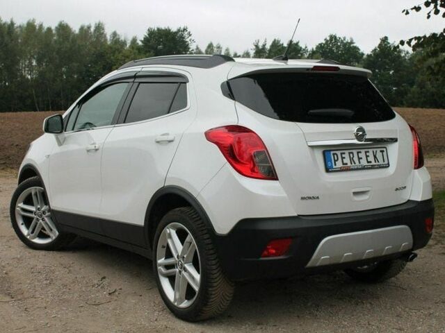 Білий Опель Mokka, об'ємом двигуна 1.6 л та пробігом 122 тис. км за 8600 $, фото 7 на Automoto.ua
