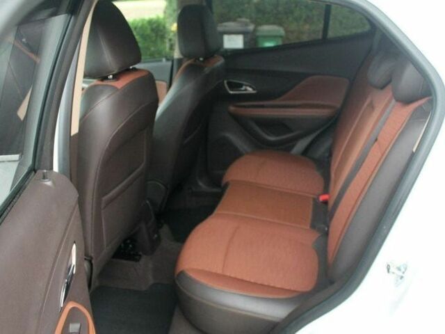 Білий Опель Mokka, об'ємом двигуна 1.6 л та пробігом 122 тис. км за 8600 $, фото 19 на Automoto.ua