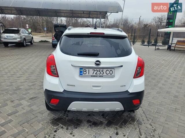 Белый Опель Mokka, объемом двигателя 1.69 л и пробегом 91 тыс. км за 16500 $, фото 1 на Automoto.ua