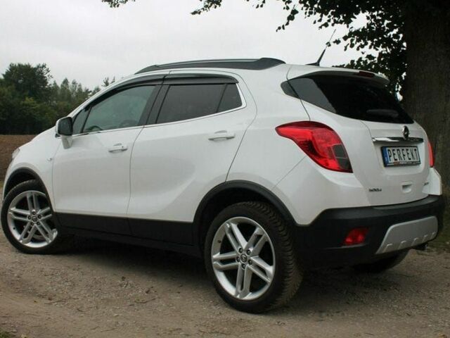 Білий Опель Mokka, об'ємом двигуна 1.6 л та пробігом 122 тис. км за 8600 $, фото 10 на Automoto.ua
