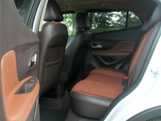 Білий Опель Mokka, об'ємом двигуна 1.6 л та пробігом 122 тис. км за 8600 $, фото 14 на Automoto.ua