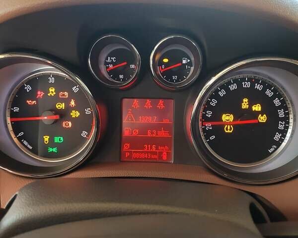 Белый Опель Mokka, объемом двигателя 1.69 л и пробегом 91 тыс. км за 16500 $, фото 18 на Automoto.ua