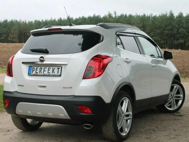 Білий Опель Mokka, об'ємом двигуна 1.6 л та пробігом 122 тис. км за 8600 $, фото 8 на Automoto.ua