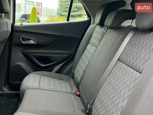 Білий Опель Mokka, об'ємом двигуна 1.36 л та пробігом 102 тис. км за 13650 $, фото 22 на Automoto.ua