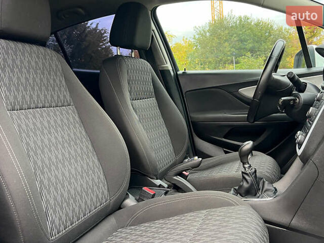 Опель Mokka 2016 у Львові на Automoto.ua Білий Опель Mokka, об'ємом двигуна 1.6 л та пробігом 204 тис. км за 12500 $, фото 17 на Automoto.ua