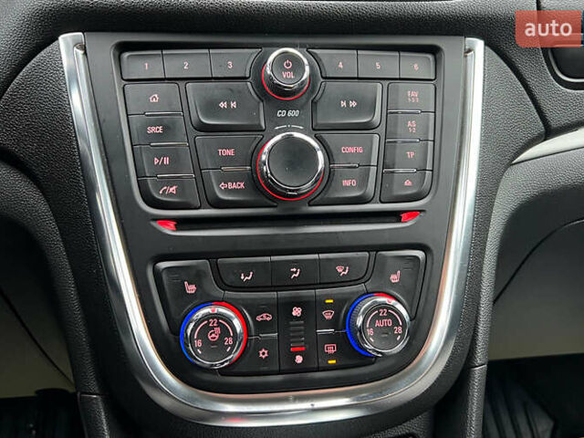 Білий Опель Mokka, об'ємом двигуна 1.36 л та пробігом 102 тис. км за 13650 $, фото 16 на Automoto.ua