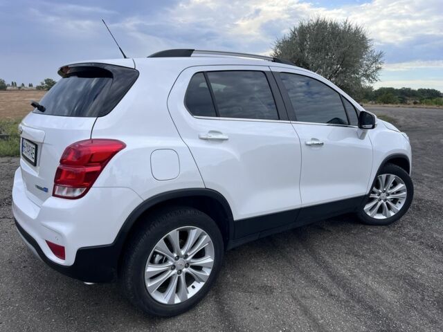 Белый Опель Mokka, объемом двигателя 1.6 л и пробегом 102 тыс. км за 12900 $, фото 5 на Automoto.ua