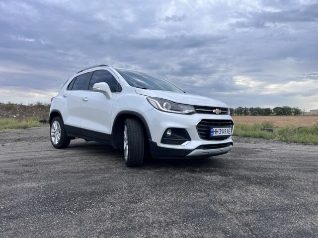 Белый Опель Mokka, объемом двигателя 1.6 л и пробегом 102 тыс. км за 12900 $, фото 4 на Automoto.ua