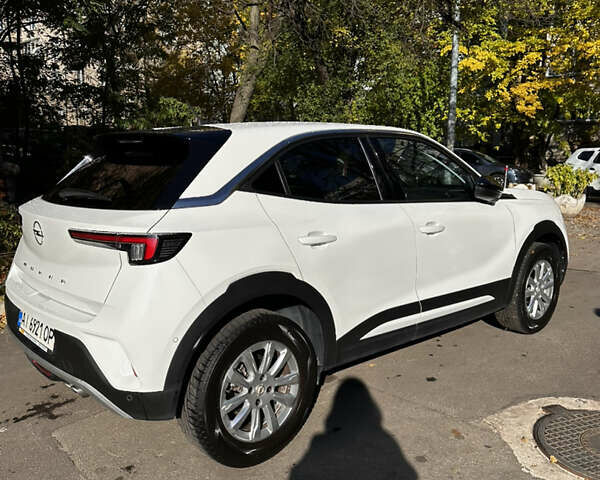 Белый Опель Mokka, объемом двигателя 1.2 л и пробегом 34 тыс. км за 19000 $, фото 3 на Automoto.ua