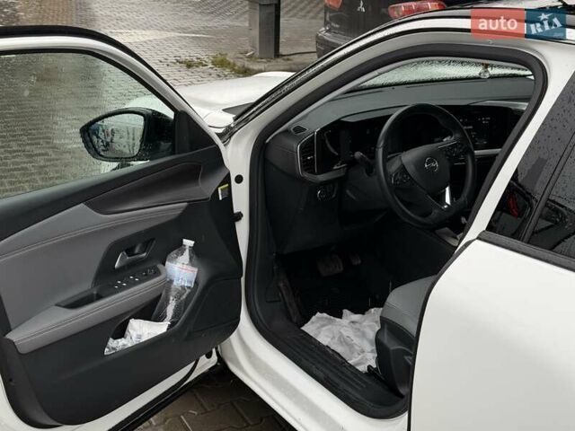 Белый Опель Mokka, объемом двигателя 1.2 л и пробегом 23 тыс. км за 18000 $, фото 20 на Automoto.ua
