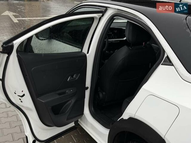 Белый Опель Mokka, объемом двигателя 1.2 л и пробегом 23 тыс. км за 18000 $, фото 16 на Automoto.ua