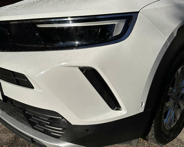 Белый Опель Mokka, объемом двигателя 1.2 л и пробегом 34 тыс. км за 19000 $, фото 7 на Automoto.ua