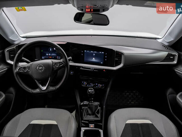 Белый Опель Mokka, объемом двигателя 1.2 л и пробегом 46 тыс. км за 15227 $, фото 9 на Automoto.ua