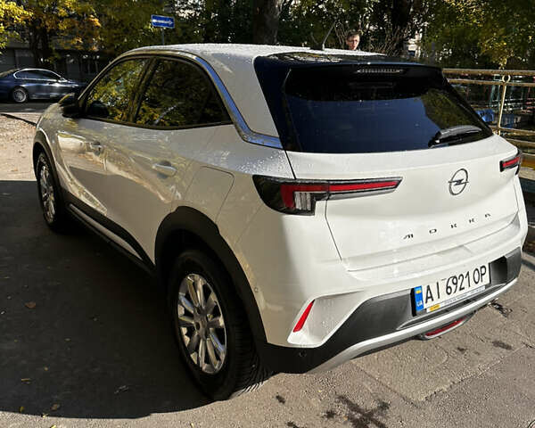 Белый Опель Mokka, объемом двигателя 1.2 л и пробегом 34 тыс. км за 19000 $, фото 2 на Automoto.ua