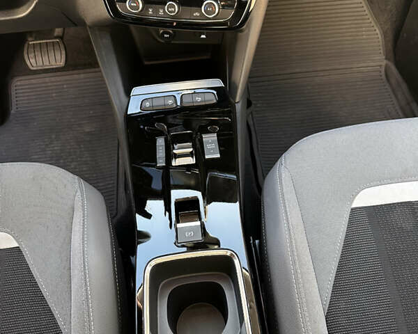 Белый Опель Mokka, объемом двигателя 1.2 л и пробегом 34 тыс. км за 19000 $, фото 15 на Automoto.ua