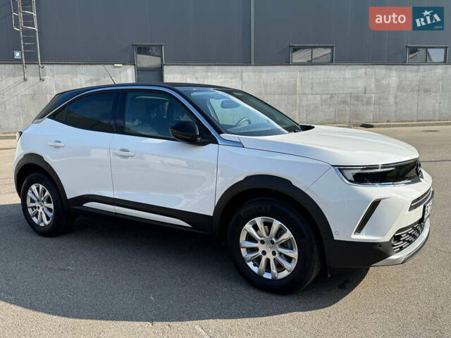 Белый Опель Mokka, объемом двигателя 1.2 л и пробегом 33 тыс. км за 18800 $, фото 4 на Automoto.ua