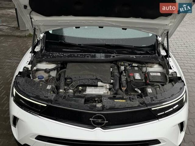 Белый Опель Mokka, объемом двигателя 1.2 л и пробегом 23 тыс. км за 18000 $, фото 24 на Automoto.ua