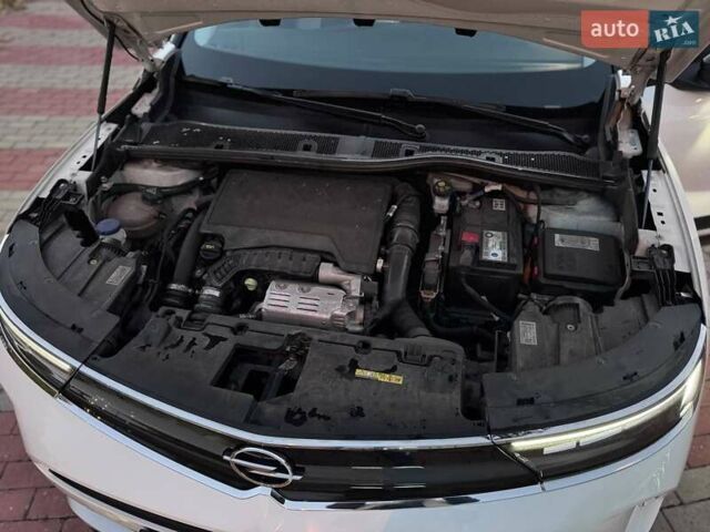 Опель Mokka 2021 в Запорожье на Automoto.ua Белый Опель Mokka, объемом двигателя 1.2 л и пробегом 76 тыс. км за 17500 $, фото 15 на Automoto.ua