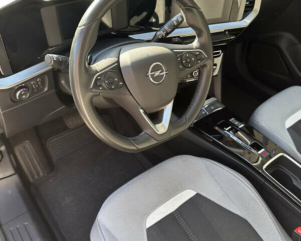 Белый Опель Mokka, объемом двигателя 1.2 л и пробегом 34 тыс. км за 19000 $, фото 12 на Automoto.ua