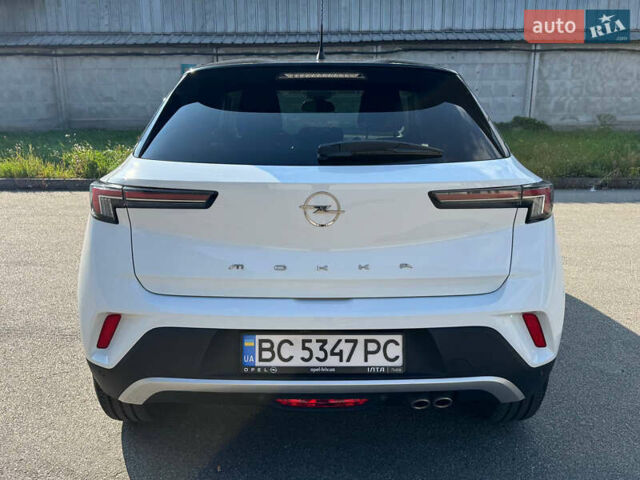 Белый Опель Mokka, объемом двигателя 1.2 л и пробегом 33 тыс. км за 18800 $, фото 9 на Automoto.ua