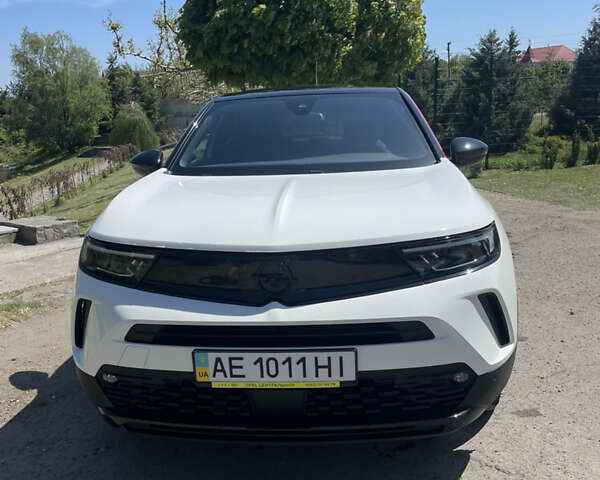 Білий Опель Mokka, об'ємом двигуна 1.2 л та пробігом 16 тис. км за 20999 $, фото 1 на Automoto.ua