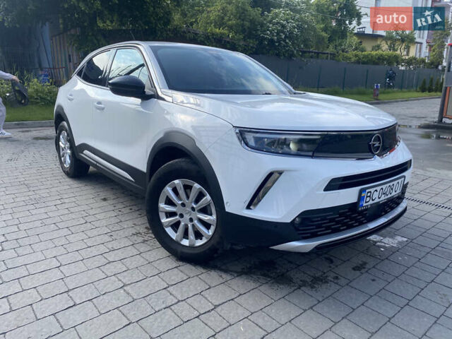 Белый Опель Mokka, объемом двигателя 1.2 л и пробегом 31 тыс. км за 19500 $, фото 1 на Automoto.ua