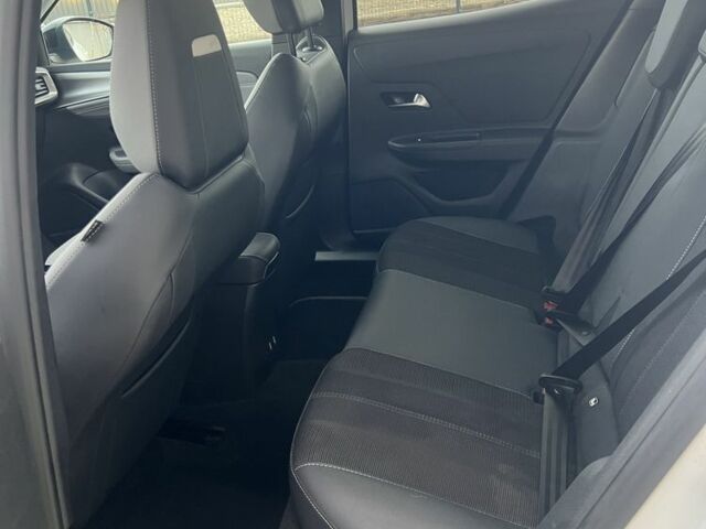 Білий Опель Mokka, об'ємом двигуна 0 л та пробігом 54 тис. км за 15200 $, фото 16 на Automoto.ua