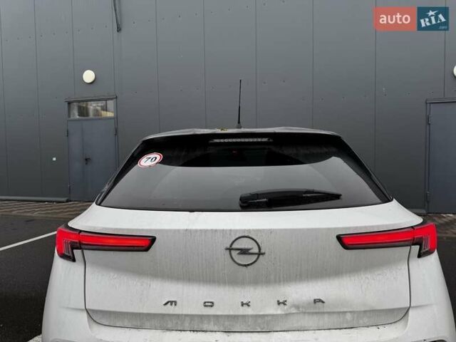Белый Опель Mokka, объемом двигателя 1.2 л и пробегом 22 тыс. км за 17000 $, фото 16 на Automoto.ua