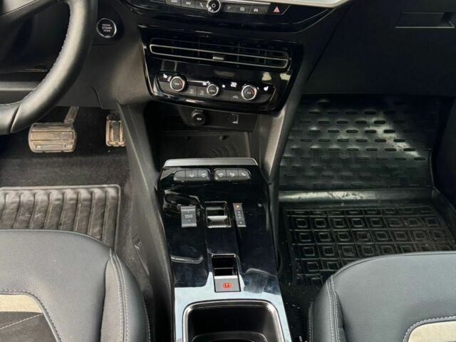 Белый Опель Mokka, объемом двигателя 0 л и пробегом 29 тыс. км за 18000 $, фото 11 на Automoto.ua