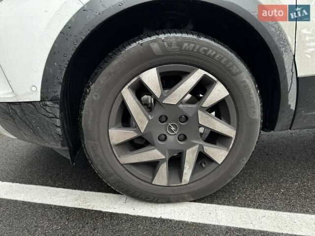 Белый Опель Mokka, объемом двигателя 1.2 л и пробегом 22 тыс. км за 17000 $, фото 10 на Automoto.ua