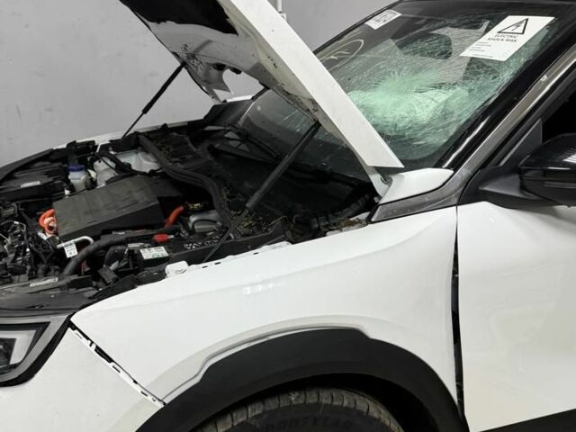 Белый Опель Mokka, объемом двигателя 0 л и пробегом 29 тыс. км за 18000 $, фото 19 на Automoto.ua