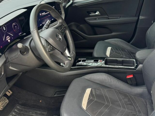 Белый Опель Mokka, объемом двигателя 0 л и пробегом 29 тыс. км за 18000 $, фото 9 на Automoto.ua