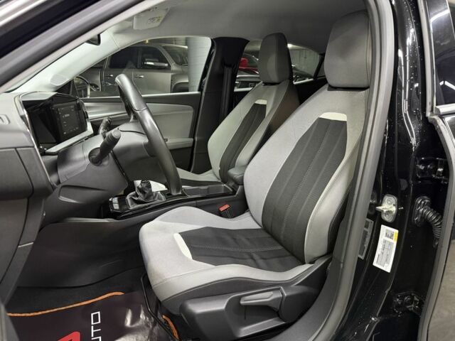 Черный Опель Mokka, объемом двигателя 1.2 л и пробегом 58 тыс. км за 12900 $, фото 16 на Automoto.ua