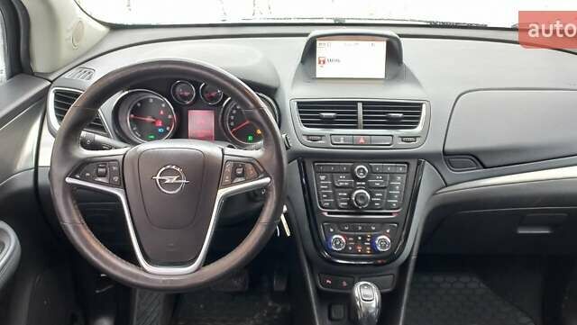 Черный Опель Mokka, объемом двигателя 1.69 л и пробегом 179 тыс. км за 12899 $, фото 10 на Automoto.ua