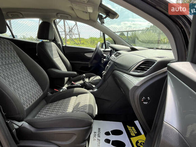 Черный Опель Mokka, объемом двигателя 1.36 л и пробегом 160 тыс. км за 12500 $, фото 16 на Automoto.ua