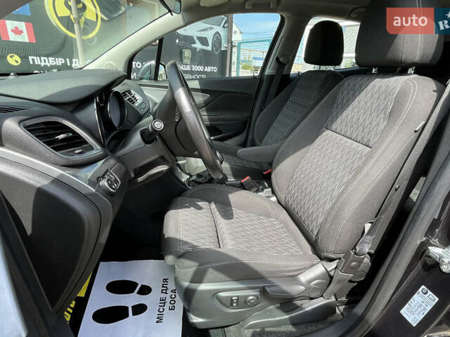 Черный Опель Mokka, объемом двигателя 1.36 л и пробегом 160 тыс. км за 12500 $, фото 11 на Automoto.ua